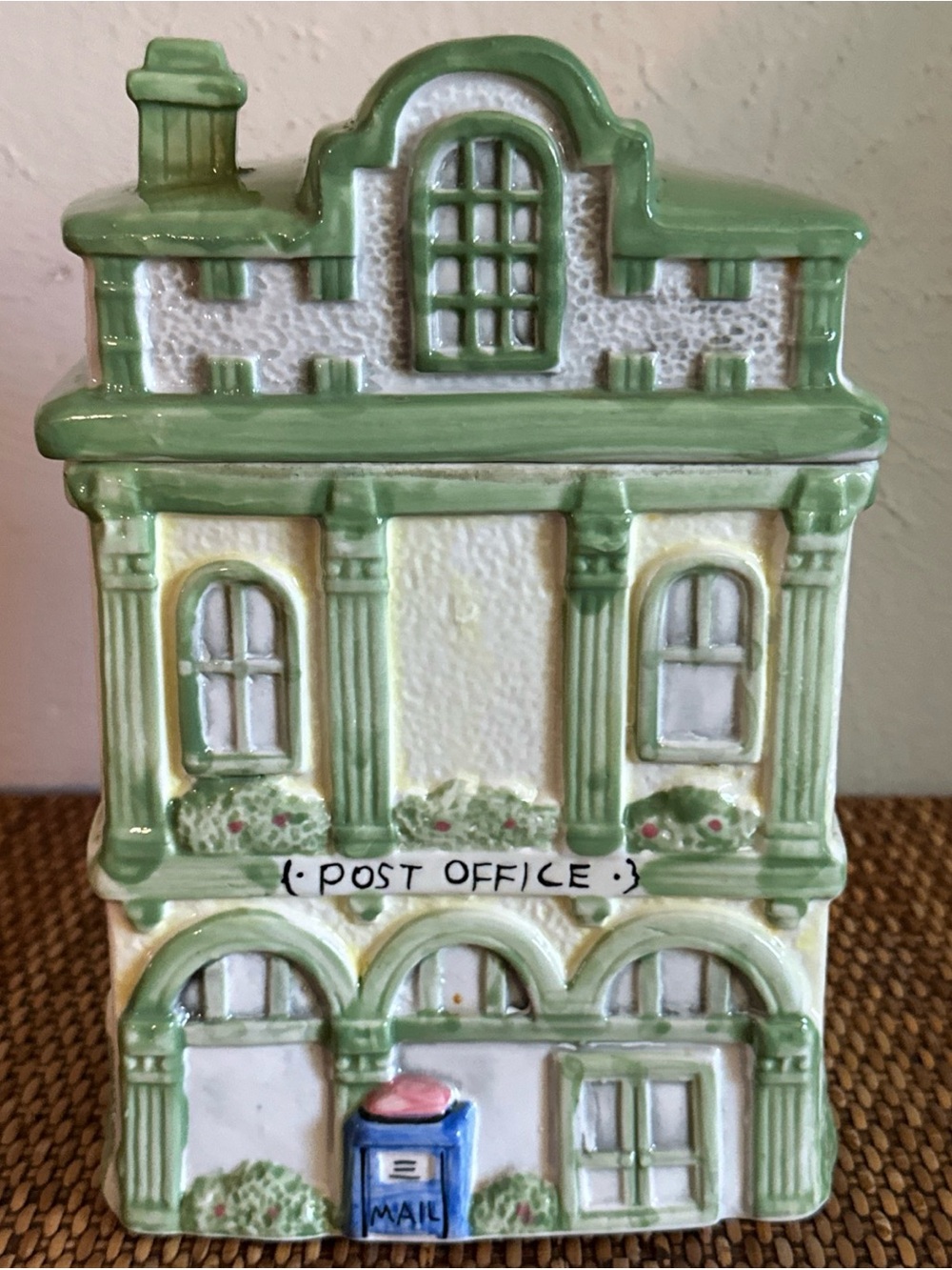 Grandmacore vintage 90’s Green Post Office Cookie Jar Decorative Kitchen
